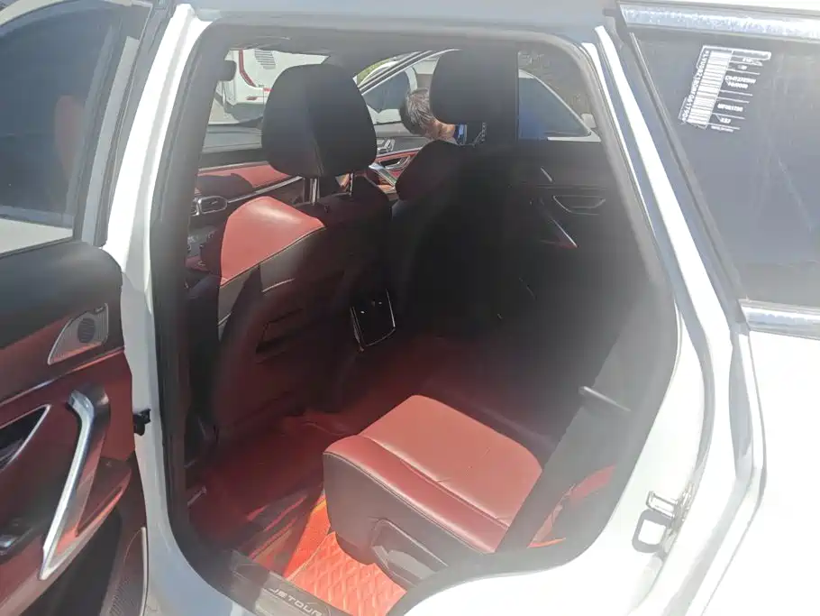 Jietu X70 PLUS 2021 1.6T DCT PRO 5-seater купить на сайте DeffCars