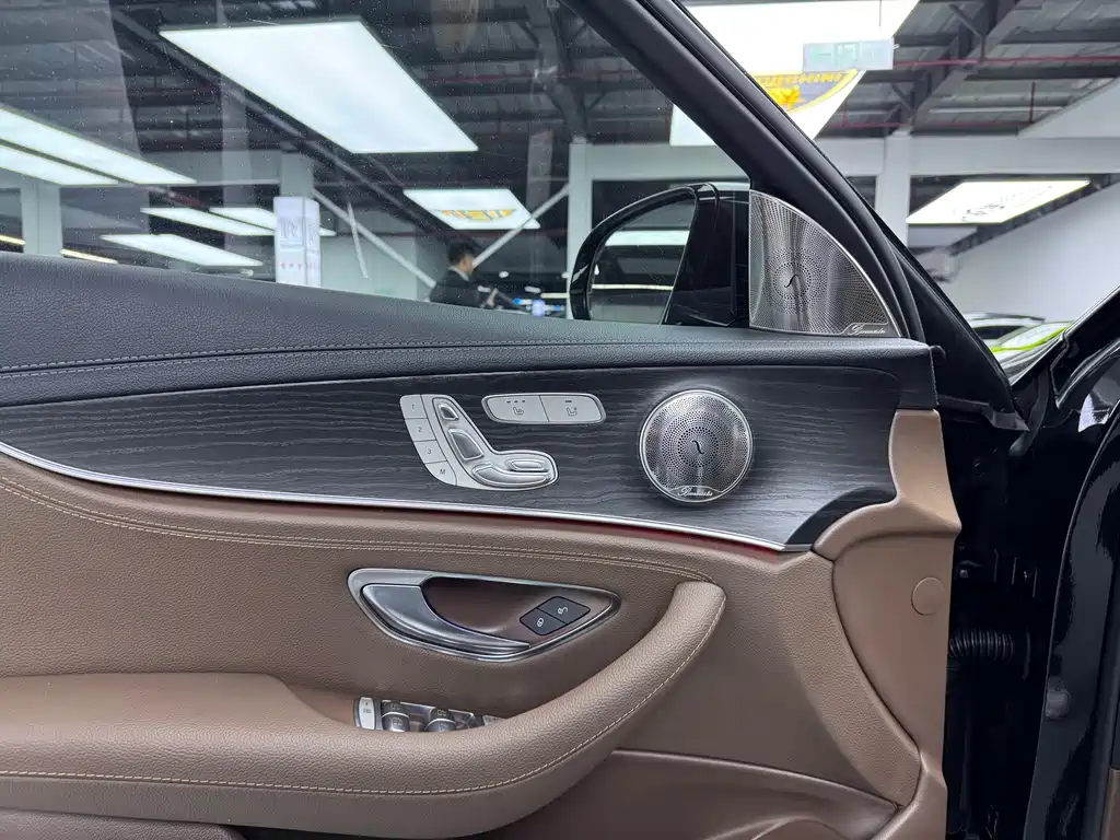 Mercedes-Benz E-Class 2020 E 300 L Fashion купить на сайте DeffCars