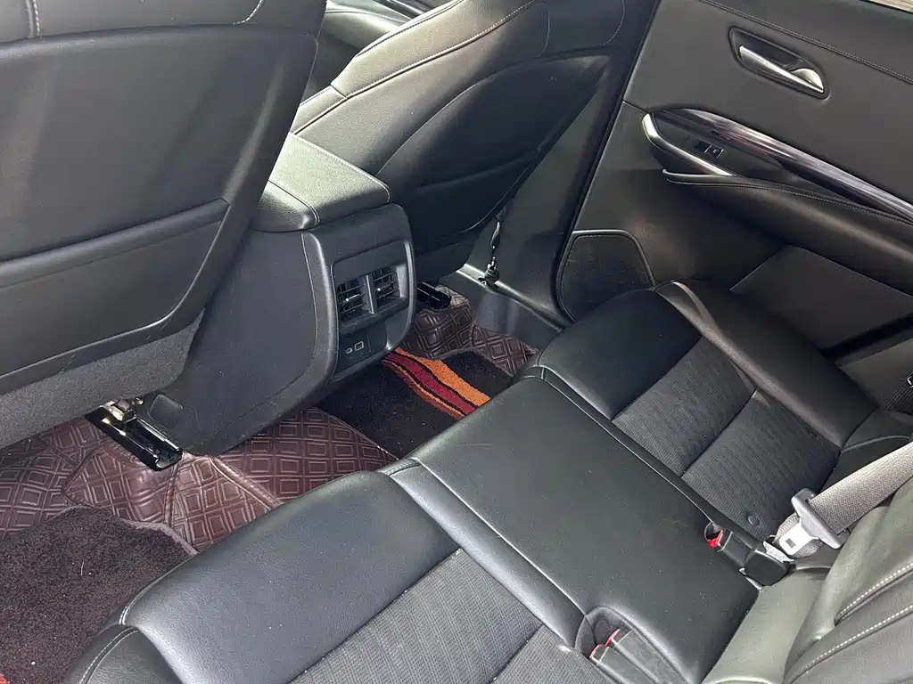 Cadillac XT4 2021 28T four-wheel drive leading model купить на сайте DeffCars