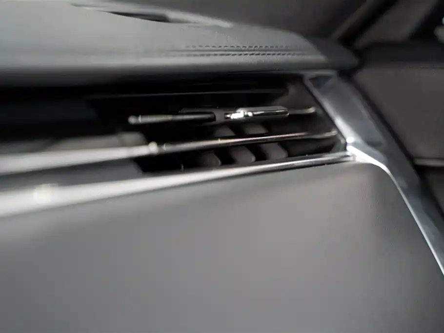 Range Rover 2023 3.0 L6 360PS Grand Edition купить на сайте DeffCars