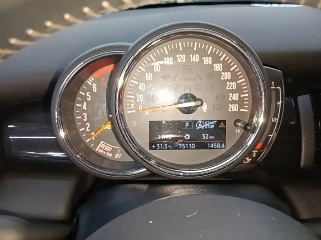 Mini 2019 1.5T Cooper Artist купить на сайте DeffCars