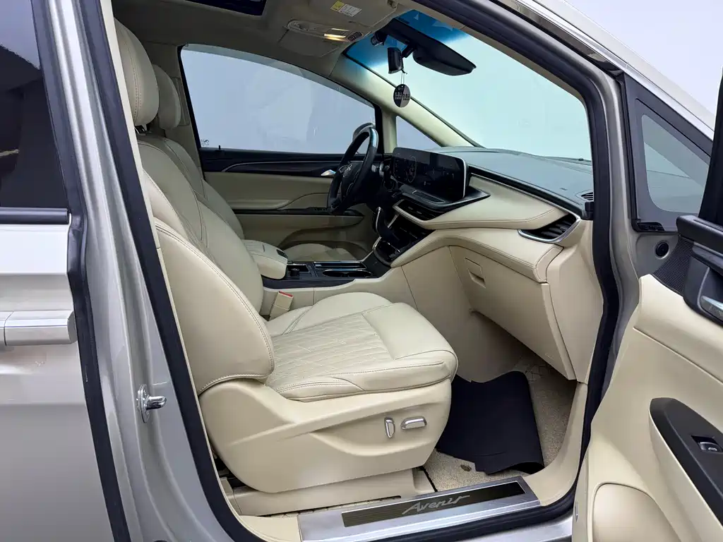 Buick GL8 2022 ES Lu Zun 653T flagship model купить на сайте DeffCars