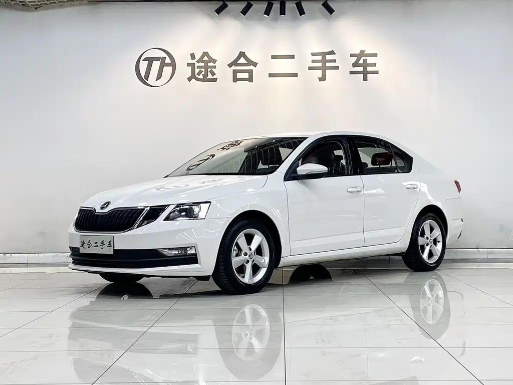 Octavia 2019 1.5L manual standard version National VI купить на сайте DeffCars