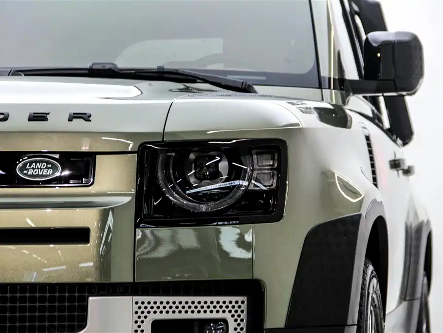 Land Rover Defender 2023 facelift 110 3.0T P400 Dark Special Edition купить на сайте DeffCars