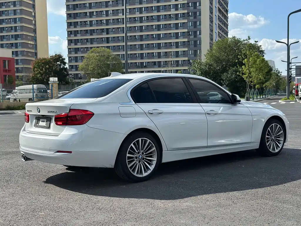 BMW 3 Series 2019 320Li Fashion Model купить на сайте DeffCars