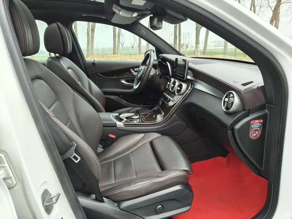 Mercedes-Benz GLC 2017 GLC 260 4MATIC luxury model купить на сайте DeffCars