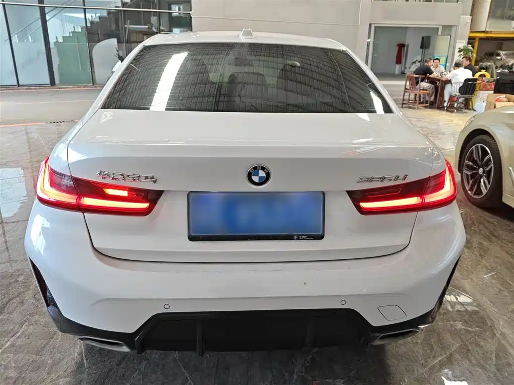 BMW 3 Series 2023 325Li M Sports Package купить на сайте DeffCars
