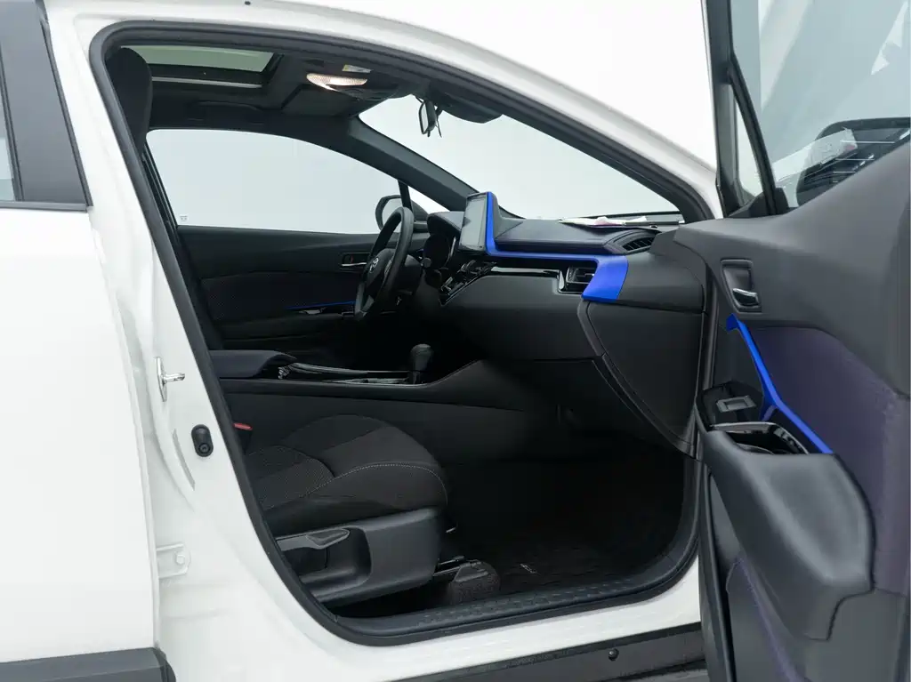 Yize IZOA 2020 2.0L Yixiang Edition купить на сайте DeffCars