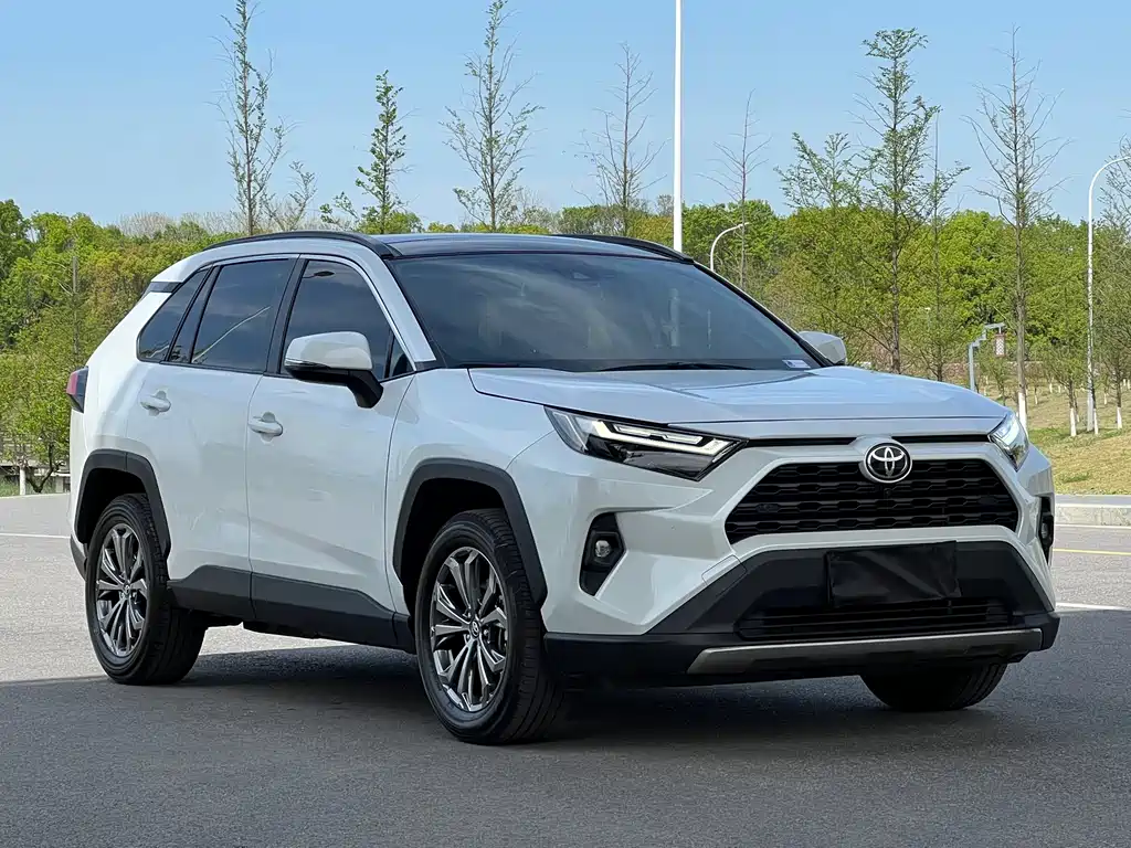 RAV4 Rongfang 2023 2.0L CVT two-wheel drive fashion Plus version купить на сайте DeffCars