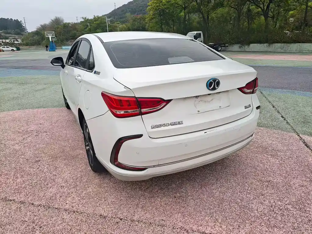 Beijing EU5 2018 R500 Zhifeng Edition купить на сайте DeffCars