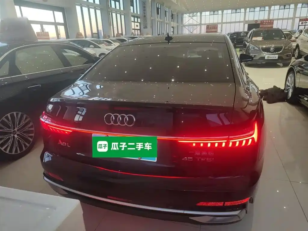 Audi A6L 2024 45 TFSI Premium Dynamic Model купить на сайте DeffCars