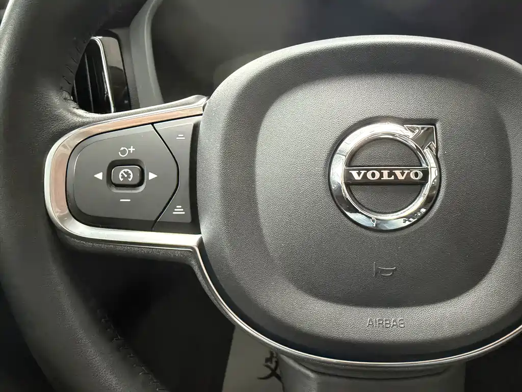 Volvo XC60 2019 T5 Four-wheel Drive Smart Edition National VI купить на сайте DeffCars