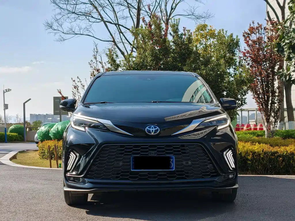 Grevia 2023 2.5L Hybrid Monarch VIP Edition купить на сайте DeffCars