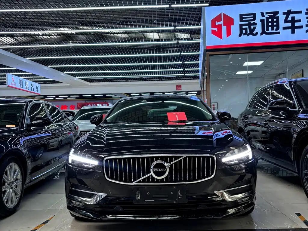 Volvo S90 2019 T5 Smart Edition купить на сайте DeffCars