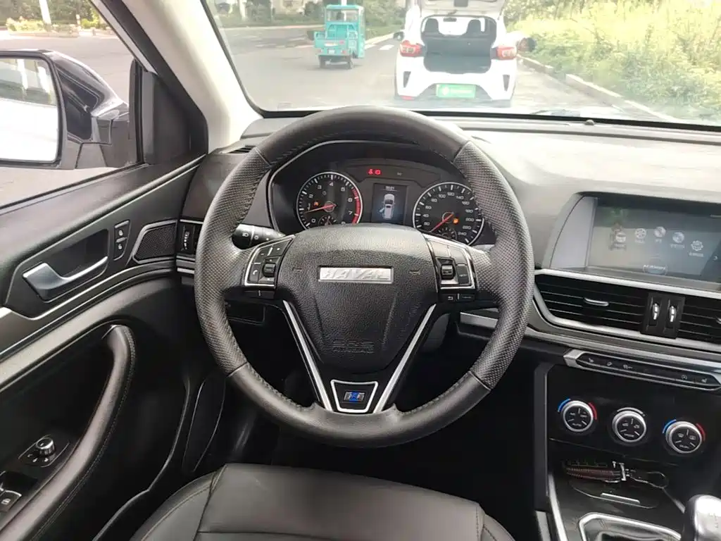 Haval H6 2018 Sports Edition 1.5T Manual Two-wheel Drive Elite National V купить на сайте DeffCars
