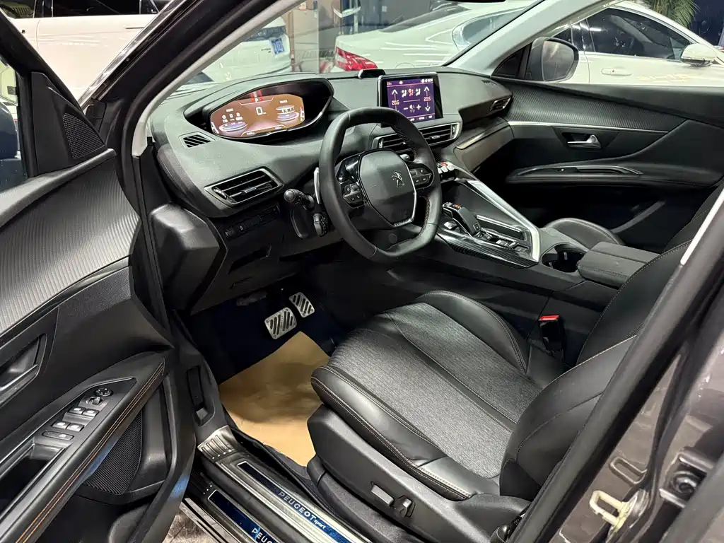 Peugeot 5008 2019 350THP 5-seater elite version купить на сайте DeffCars