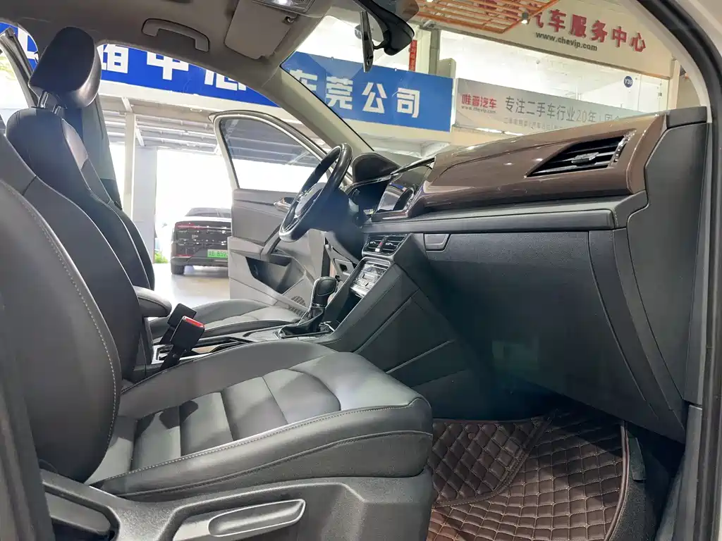 Tuyue 2021 280TSI two-wheel drive luxury version купить на сайте DeffCars