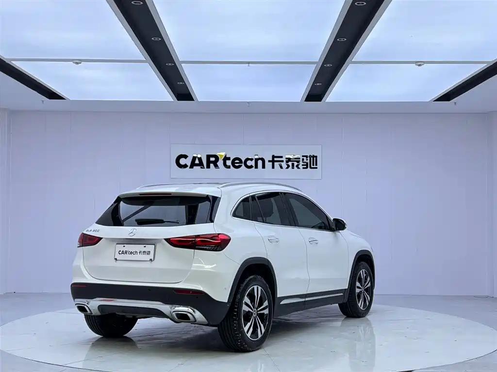 Mercedes-Benz GLA 2020 GLA 200 купить на сайте DeffCars