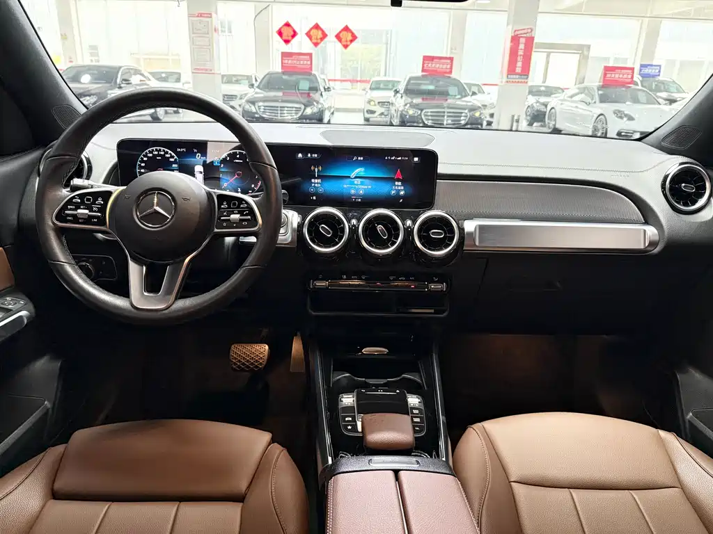 Mercedes-Benz GLB 2023 GLB 200 Dynamic купить на сайте DeffCars