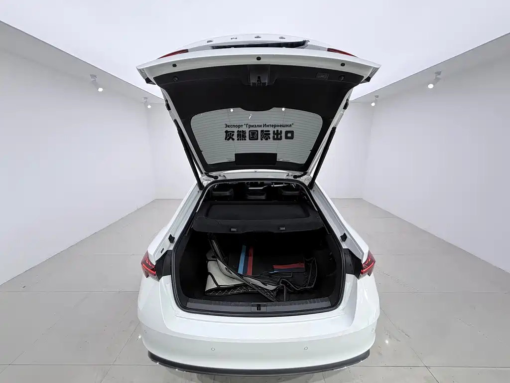 Octavia 2023 facelift PRO TSI280 luxury version купить на сайте DeffCars