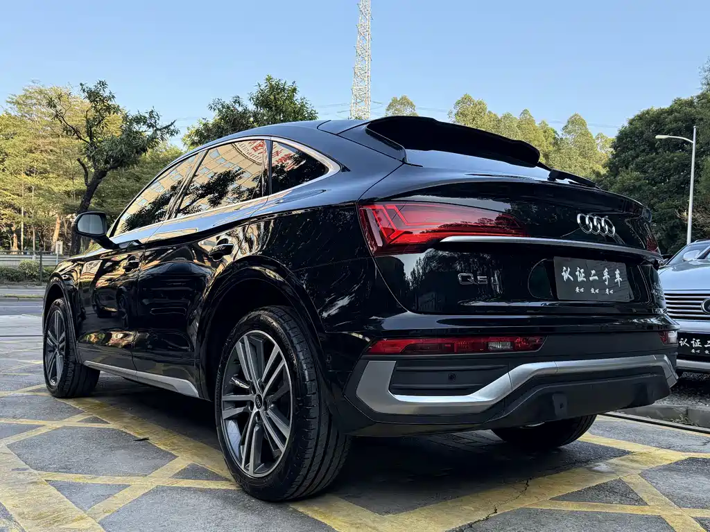 Audi Q5L Sportback 2022 facelift 45 TFSI luxury model купить на сайте DeffCars