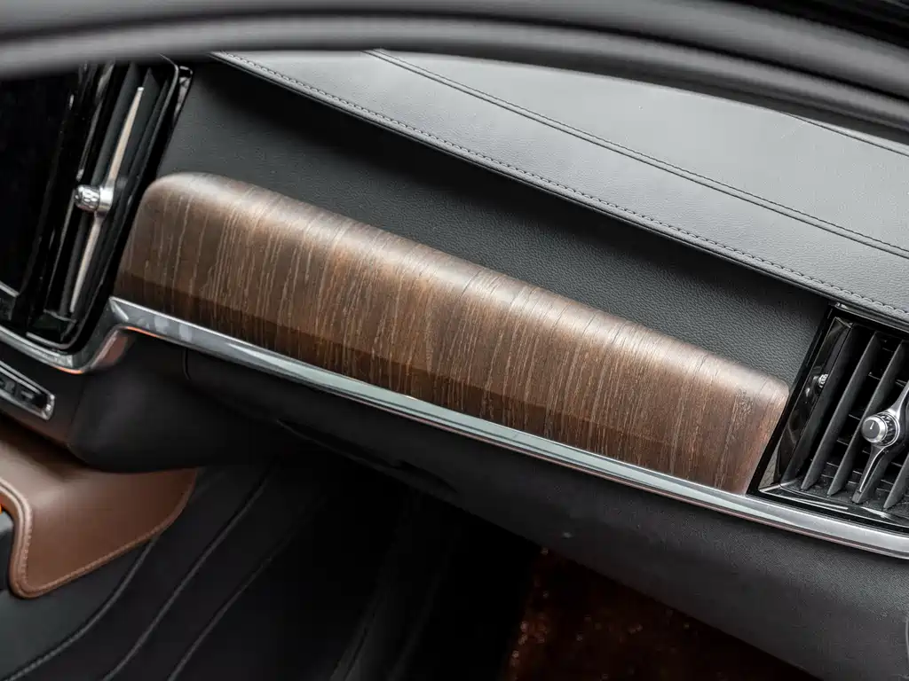 Volvo S90 2023 B5 Zhiyuan Luxury Edition купить на сайте DeffCars
