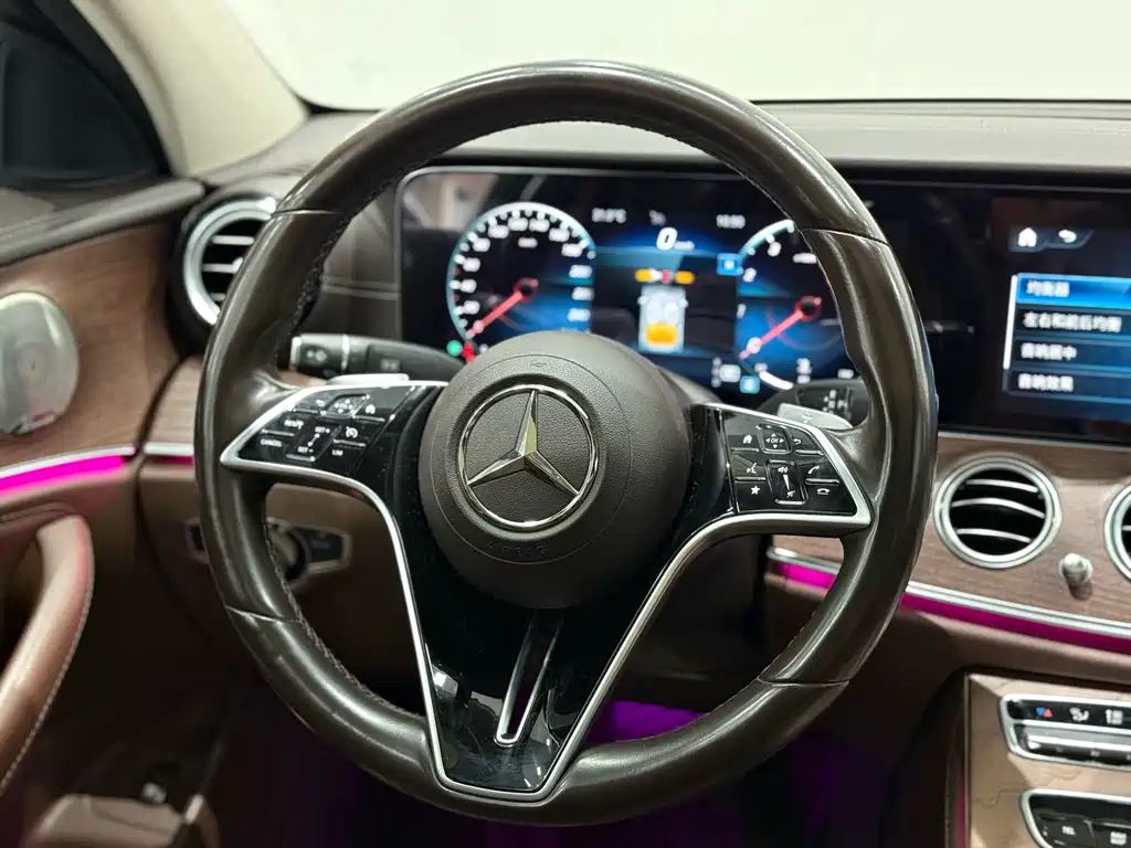 Mercedes E-Class 2022 E300L Luxury Edition купить на сайте DeffCars