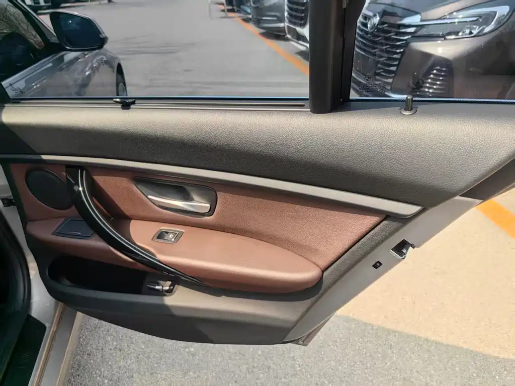 BMW 3 Series 2019 320Li Fashion Model купить на сайте DeffCars