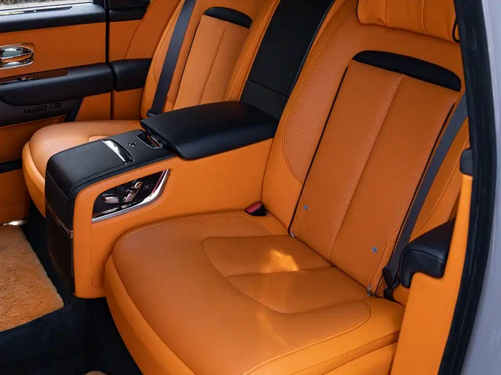 Cullinan 2024 four-seat version купить на сайте DeffCars