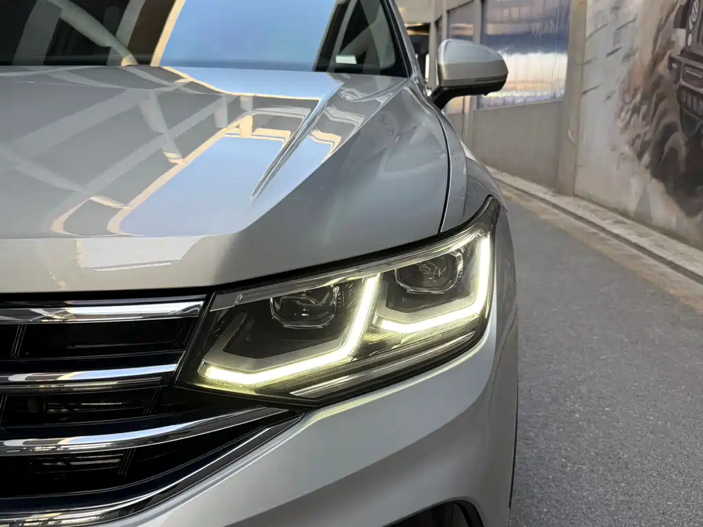 Tiguan L 2022 330TSI automatic two-wheel drive R-Line flagship version купить на сайте DeffCars