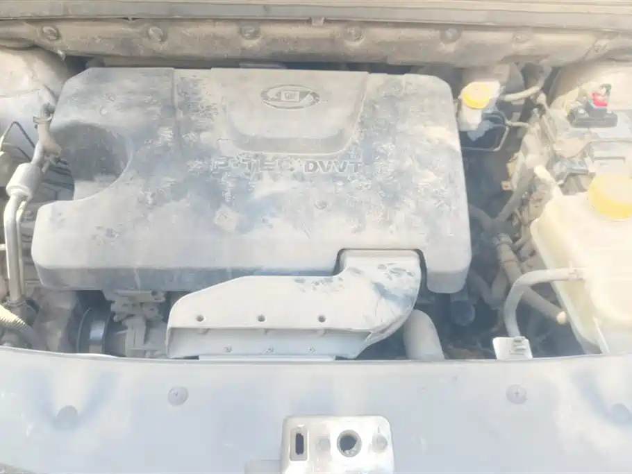 Baojun 730 2016 1.5L manual value model 7 seats National V купить на сайте DeffCars