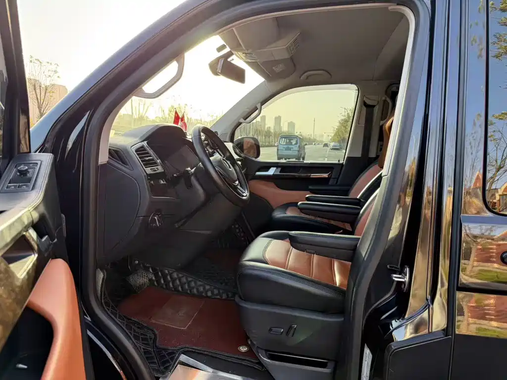 Metroway 2017 2.0TSI two-wheel drive luxury version 7 seats купить на сайте DeffCars