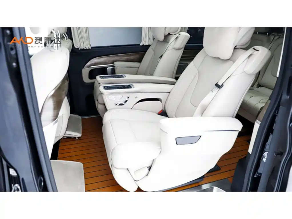 Mercedes-Benz V260L/2.0T/22 models/long wheelbase luxury version купить на сайте DeffCars