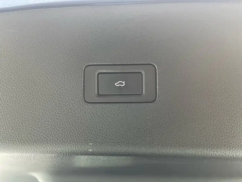 Xingtu Lanyue 2021 400T 2WD Xingrui Pro version 7 seats купить на сайте DeffCars