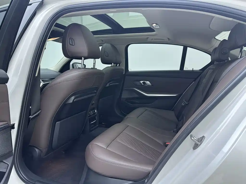 BMW 3 Series 2022 320Li M Sports Package купить на сайте DeffCars
