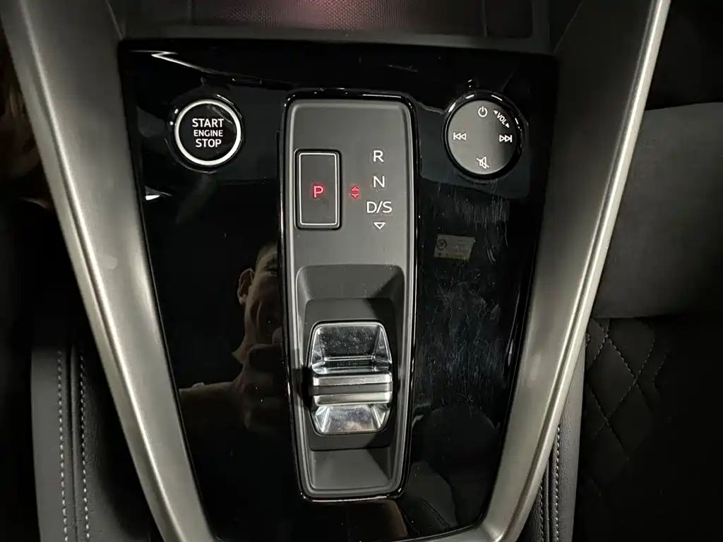 Audi A3 2023 Sportback 35 TFSI luxury sports model купить на сайте DeffCars