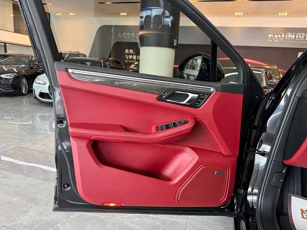 Macan 2023 Macan GTS 2.9T купить на сайте DeffCars