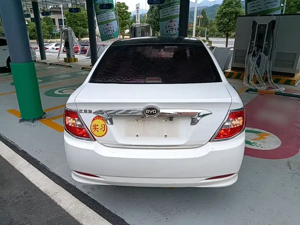 BYD F3 2015 Energy Saving Edition 1.5L Manual Comfort купить на сайте DeffCars