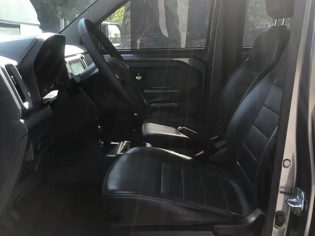 Wuling Zhengtu 2021 1.5L pioneering LAR купить на сайте DeffCars