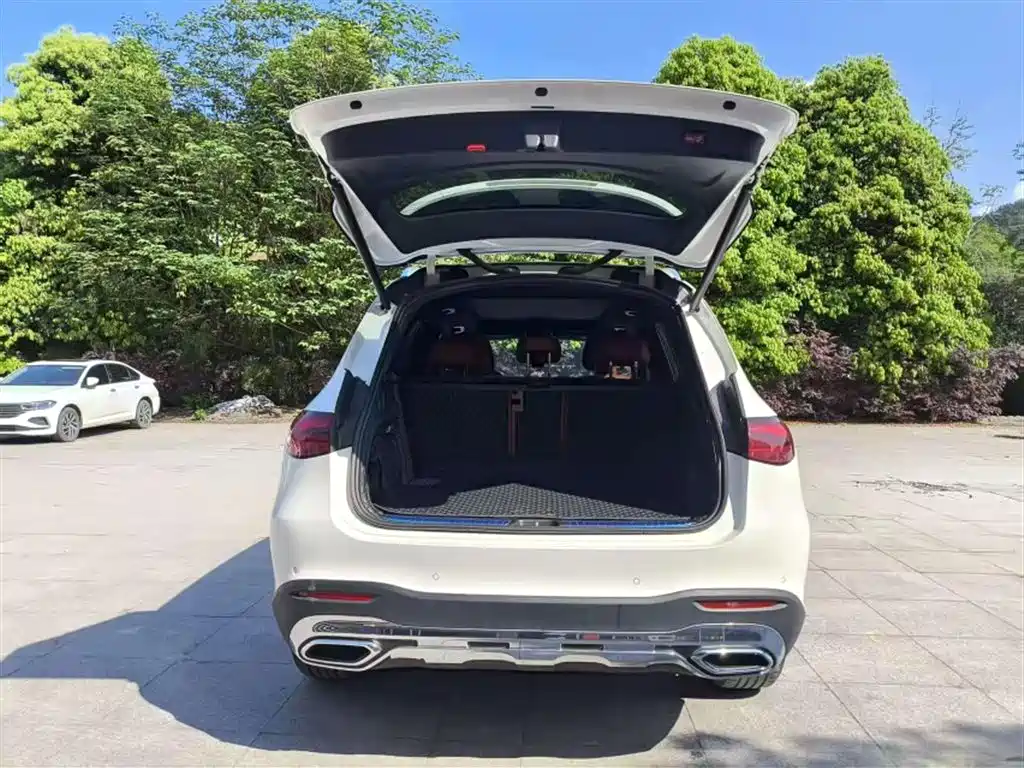 Mercedes-Benz GLC 2023 GLC 260 L 4MATIC Dynamic 5-seater купить на сайте DeffCars