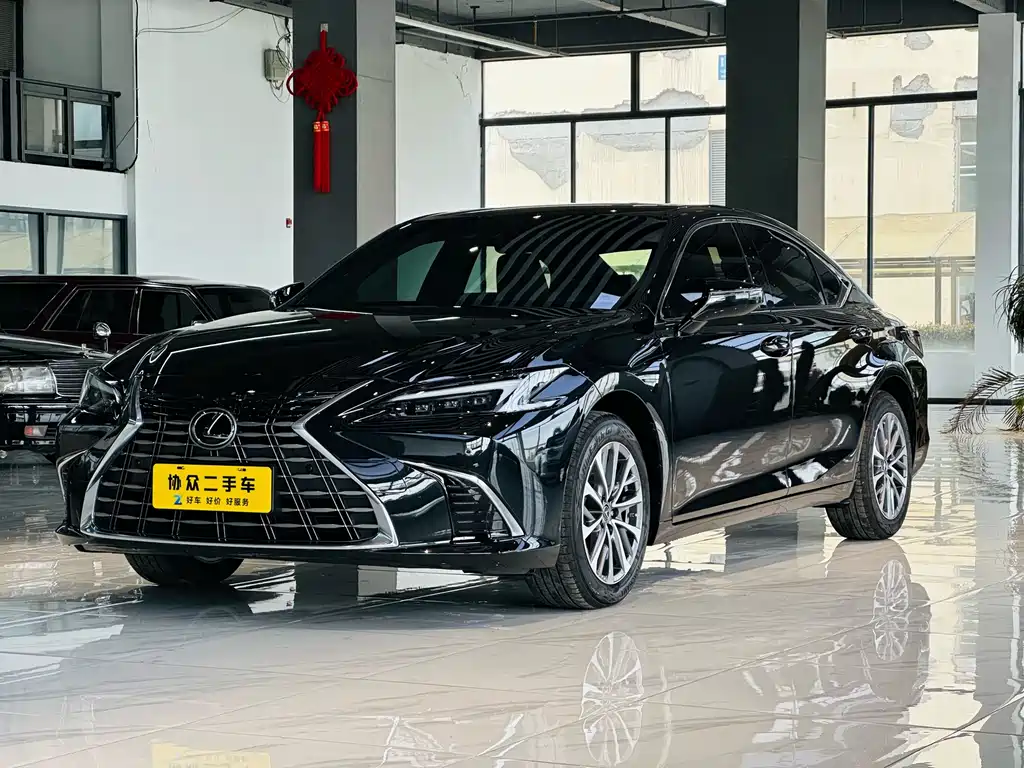 Lexus ES 2025 200 Premium Edition купить на сайте DeffCars