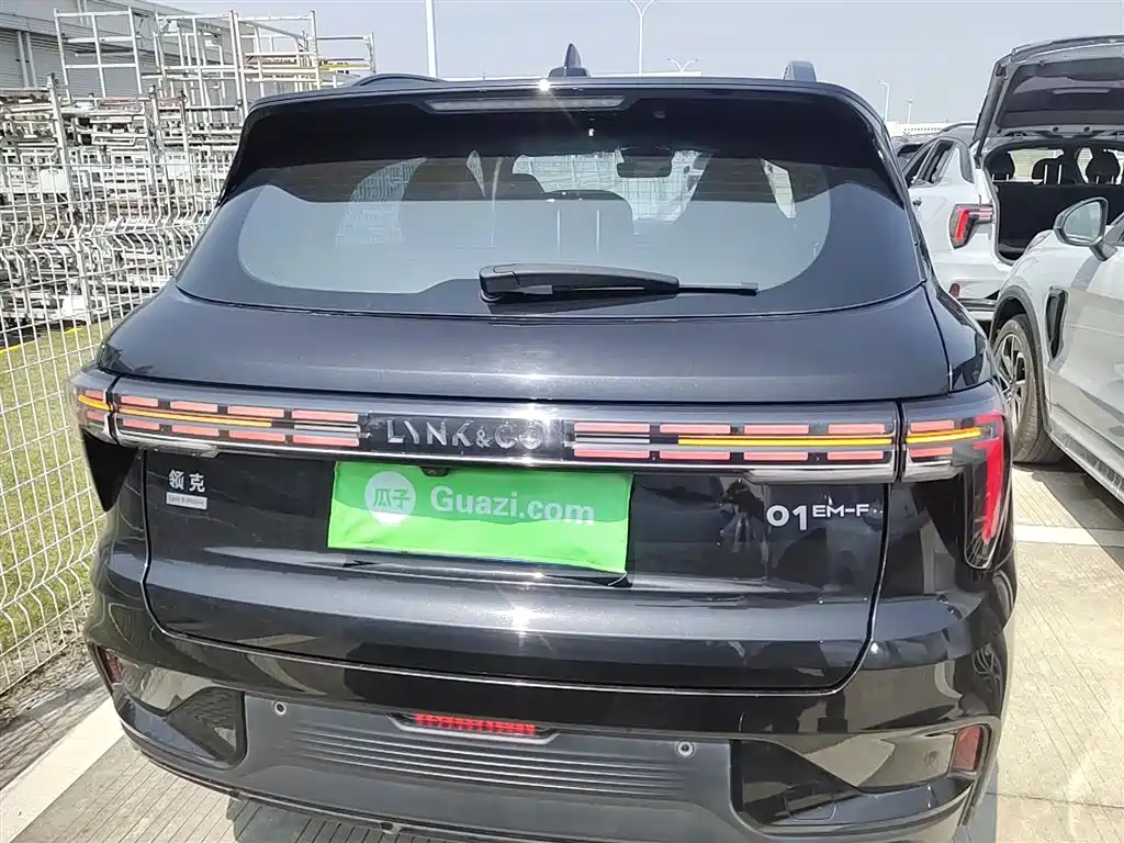 Lynk & Co 01 2023 1.5TD EM-F PM купить на сайте DeffCars