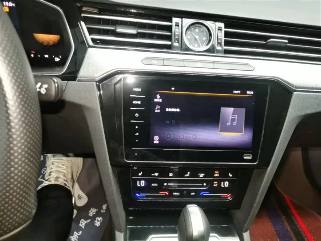 Magotan 2023 2 million commemorative edition 330TSI DSG leading model купить на сайте DeffCars