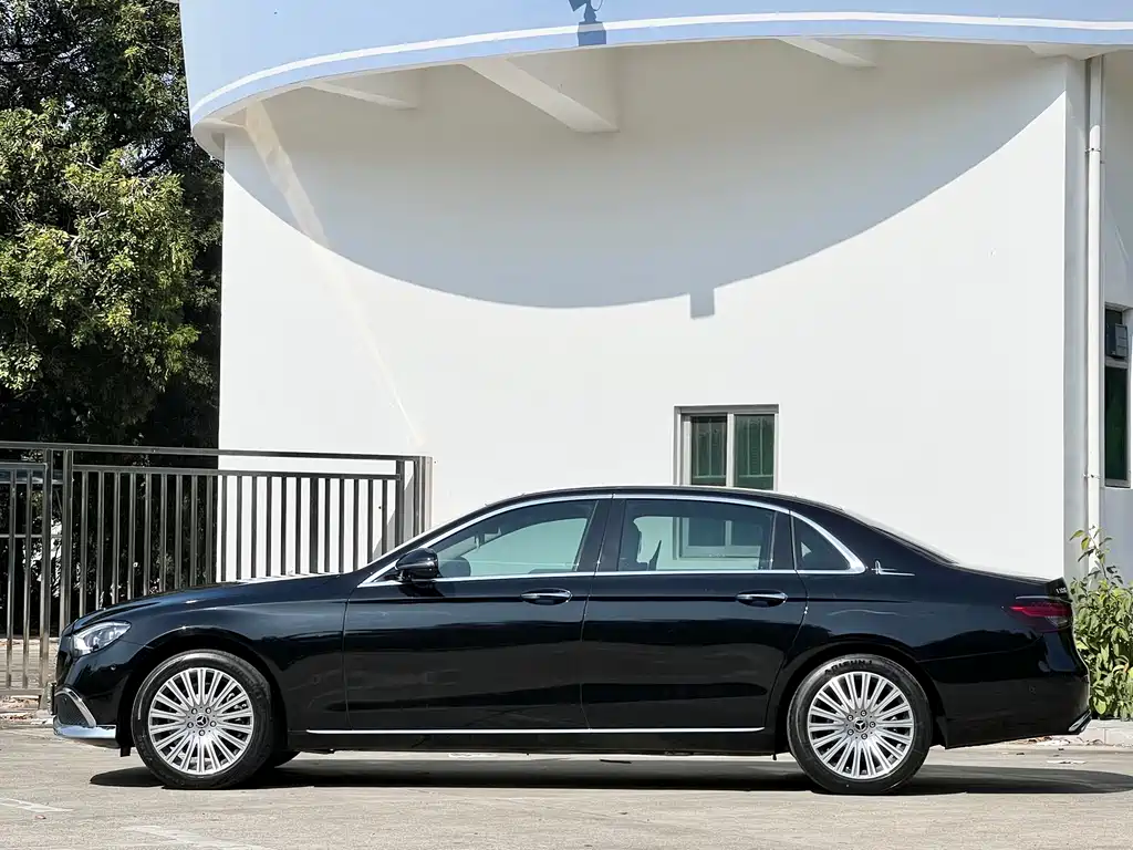 Mercedes-Benz E-Class 2021 E 300 L Premium Model купить на сайте DeffCars