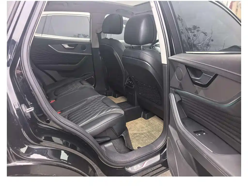 Hongqi HS5 2023 2.0T four-wheel drive Qixiang Pro version купить на сайте DeffCars