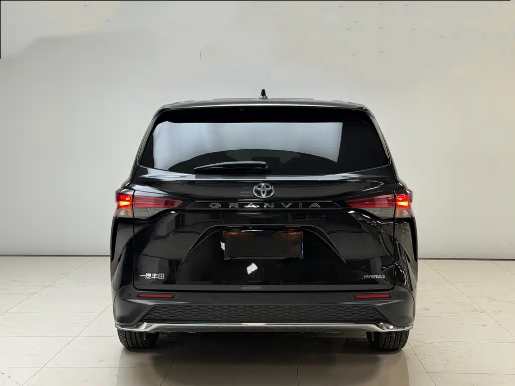 Grevia 2023 2.5L Hybrid Comfort Edition купить на сайте DeffCars