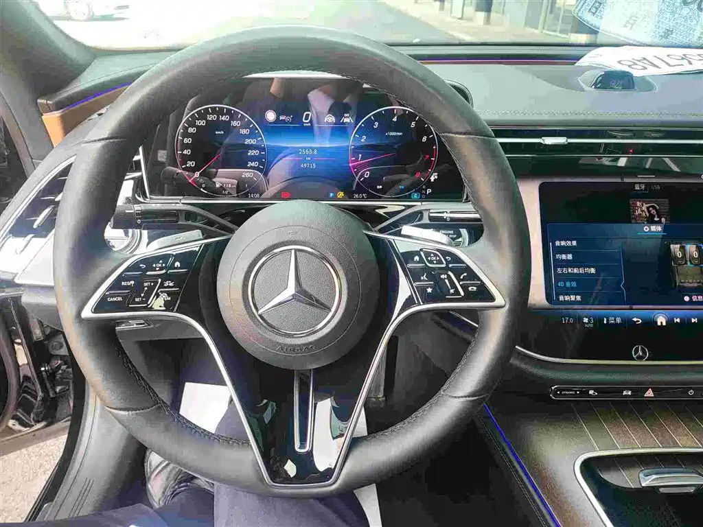 Mercedes-Benz E-Class 2024 E 300 L Luxury Model купить на сайте DeffCars