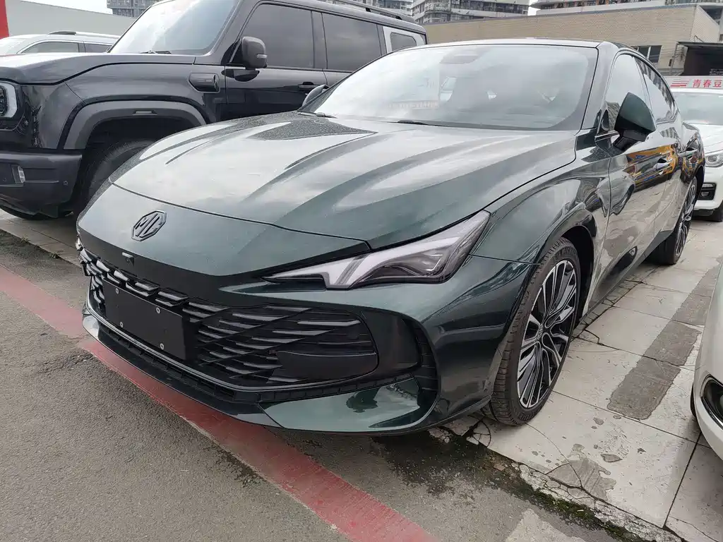 MG7 2025 2.0T 405 AT Exclusive Edition купить на сайте DeffCars