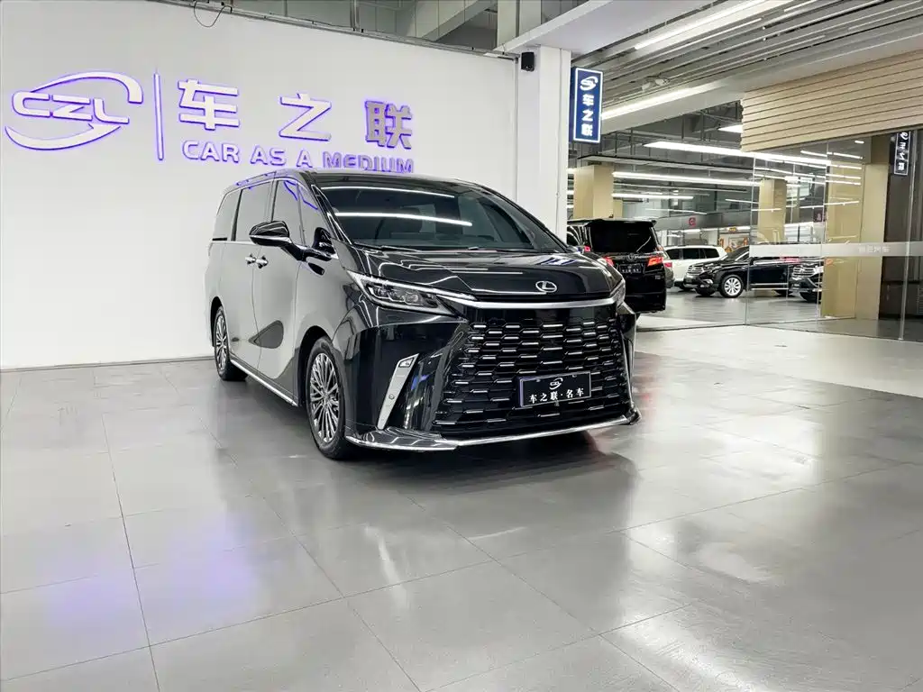 Lexus LM 2023 500h six-seater premium version купить на сайте DeffCars