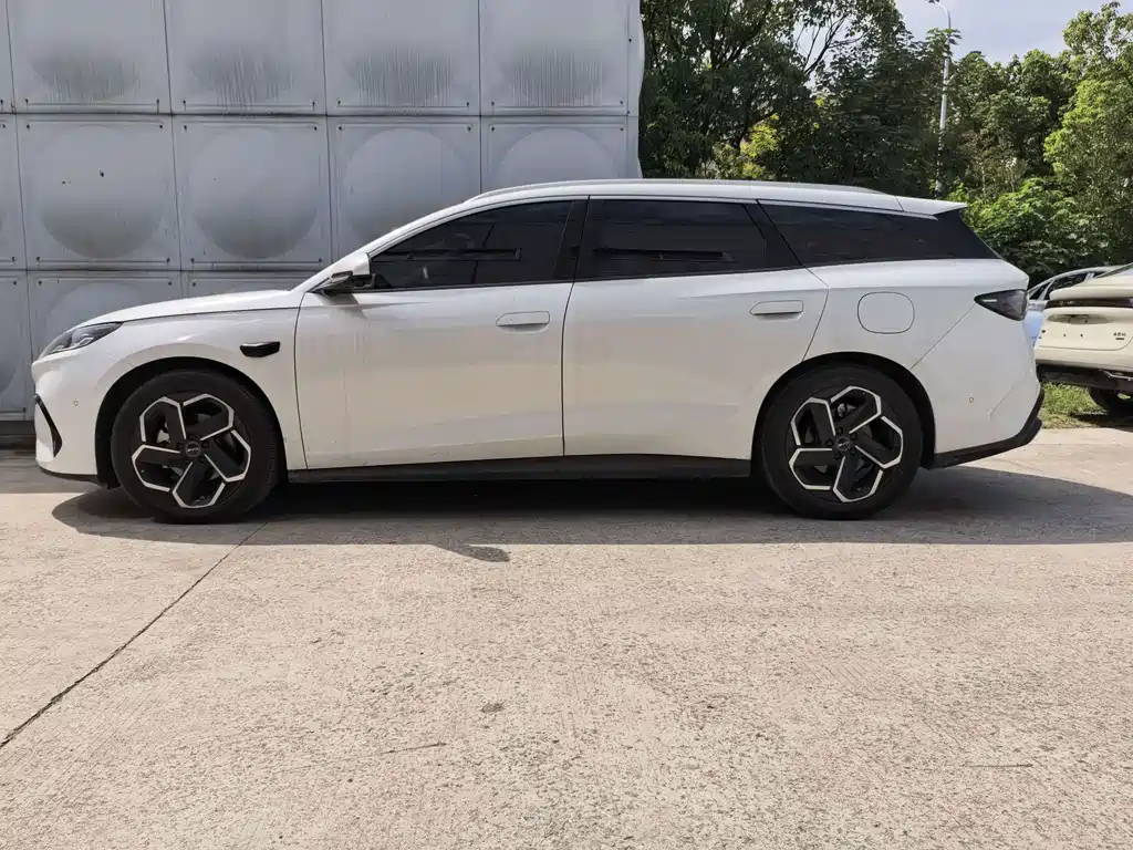 Seal 06 DM-i 2025 150KM flagship model купить на сайте DeffCars